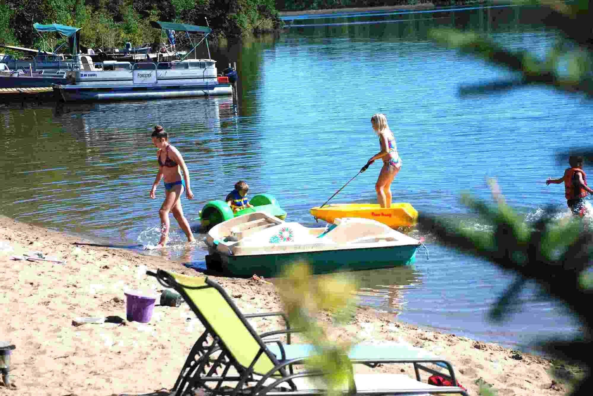 Crow Wing Crest Resort Akeley Exterior photo